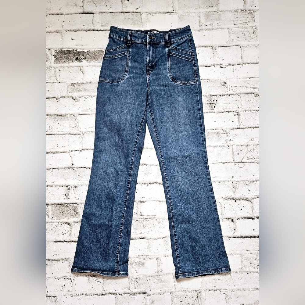 Joe Fresh High Rise Relaxed Flare Jeans Size 28 Blue Denim